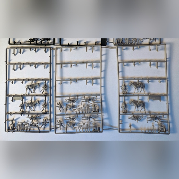 A-Toys Attack 1/72 scale WWII German Infantry Russian Infantry Figure INCOMPLETE - Picture 2 of 16